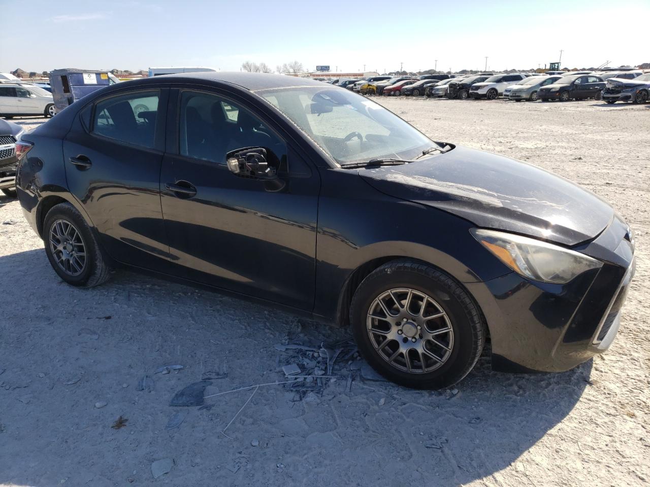 VIN 3MYDLBZV7GY117384 2016 TOYOTA SCION no.6