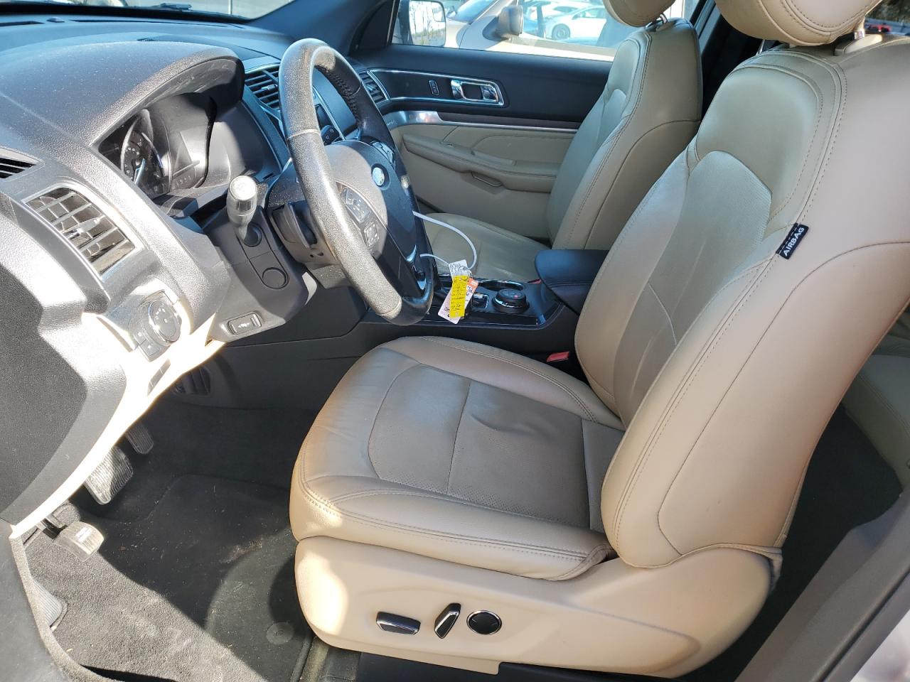 2016 Ford Explorer - Image 7