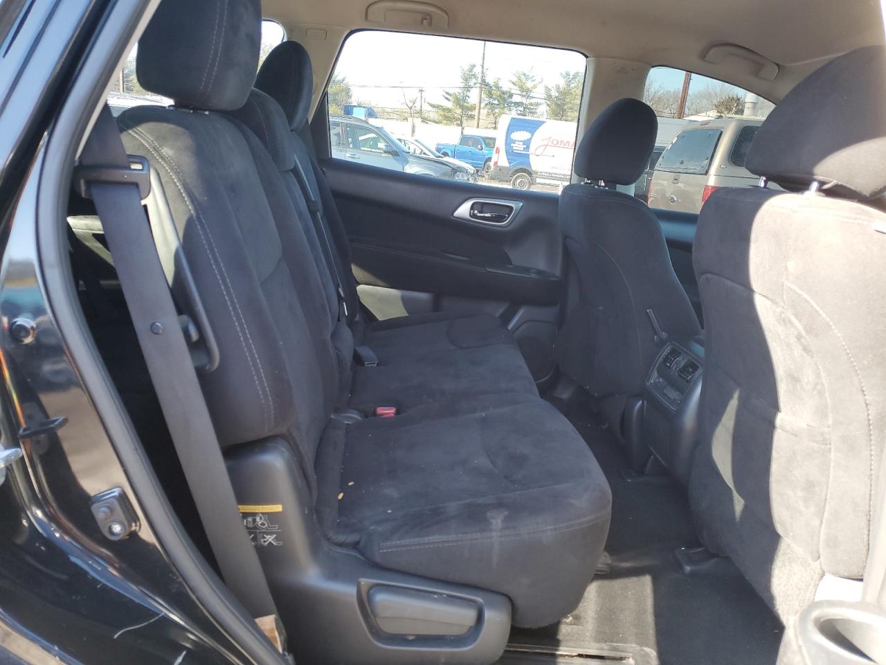 2015 Nissan Pathfinder - Image 12