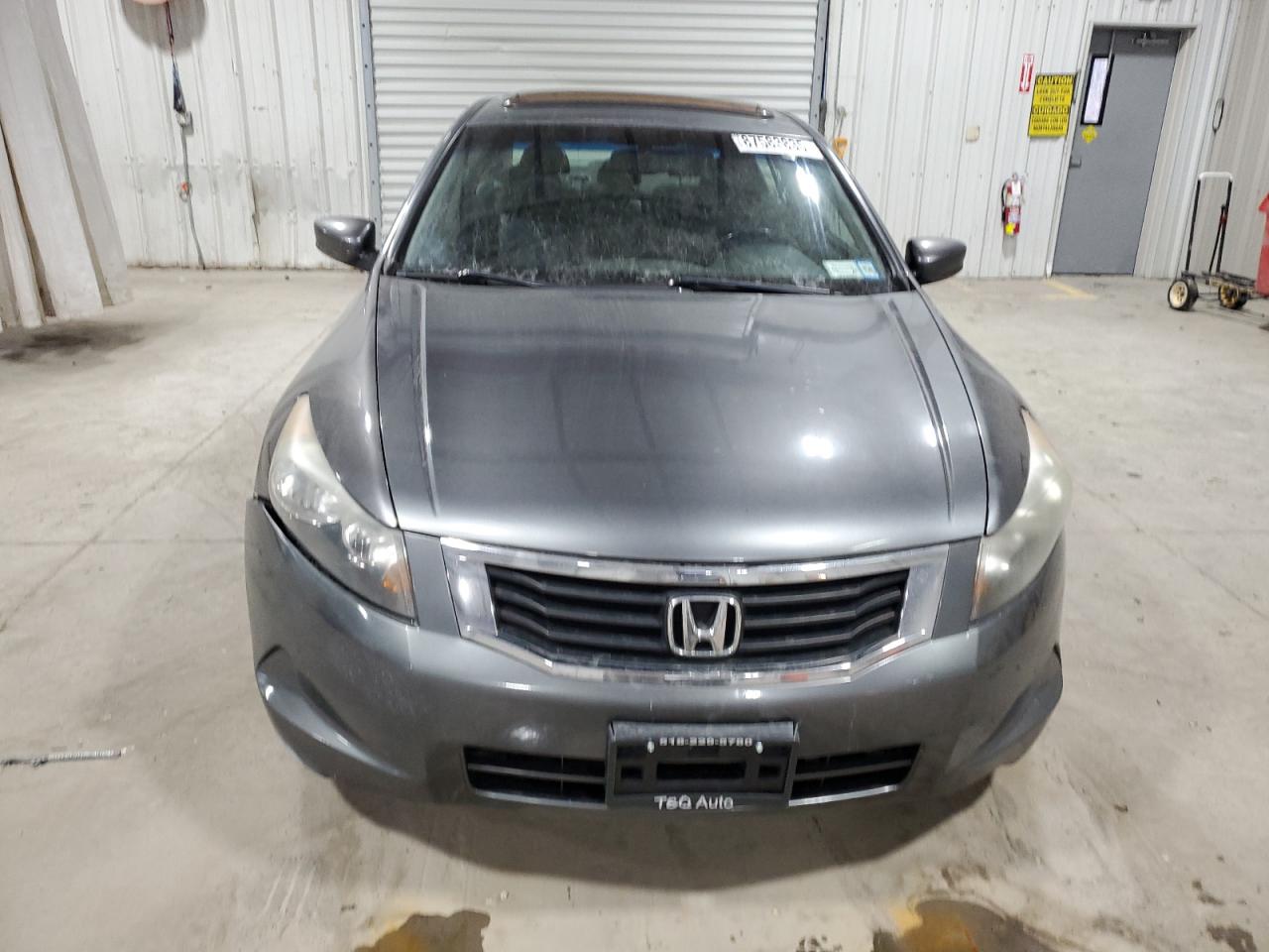 2010 Honda Accord - Image 5