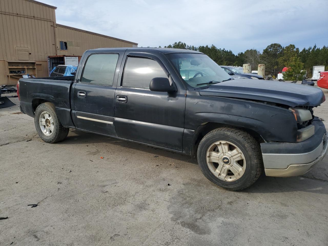 2007 Chevrolet Silverado - Image 4