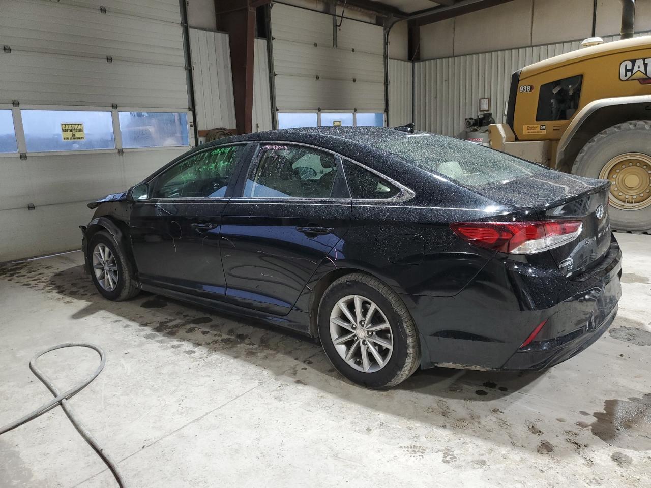 2018 Hyundai Sonata - Image 2