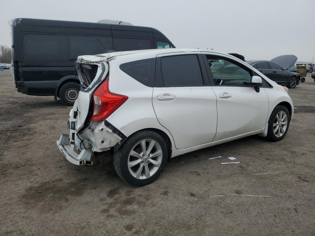 2014 Nissan Versa - Image 3