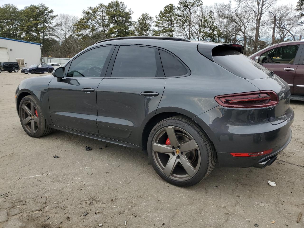 2018 Porsche Macan - Image 2