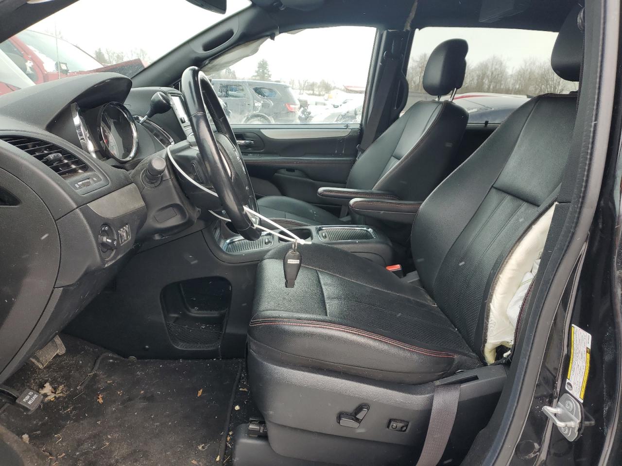 2019 Dodge Caravan - Image 7