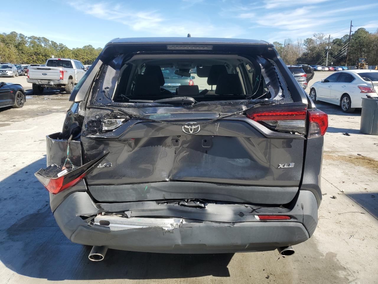 2021 Toyota RAV 4 - Image 6