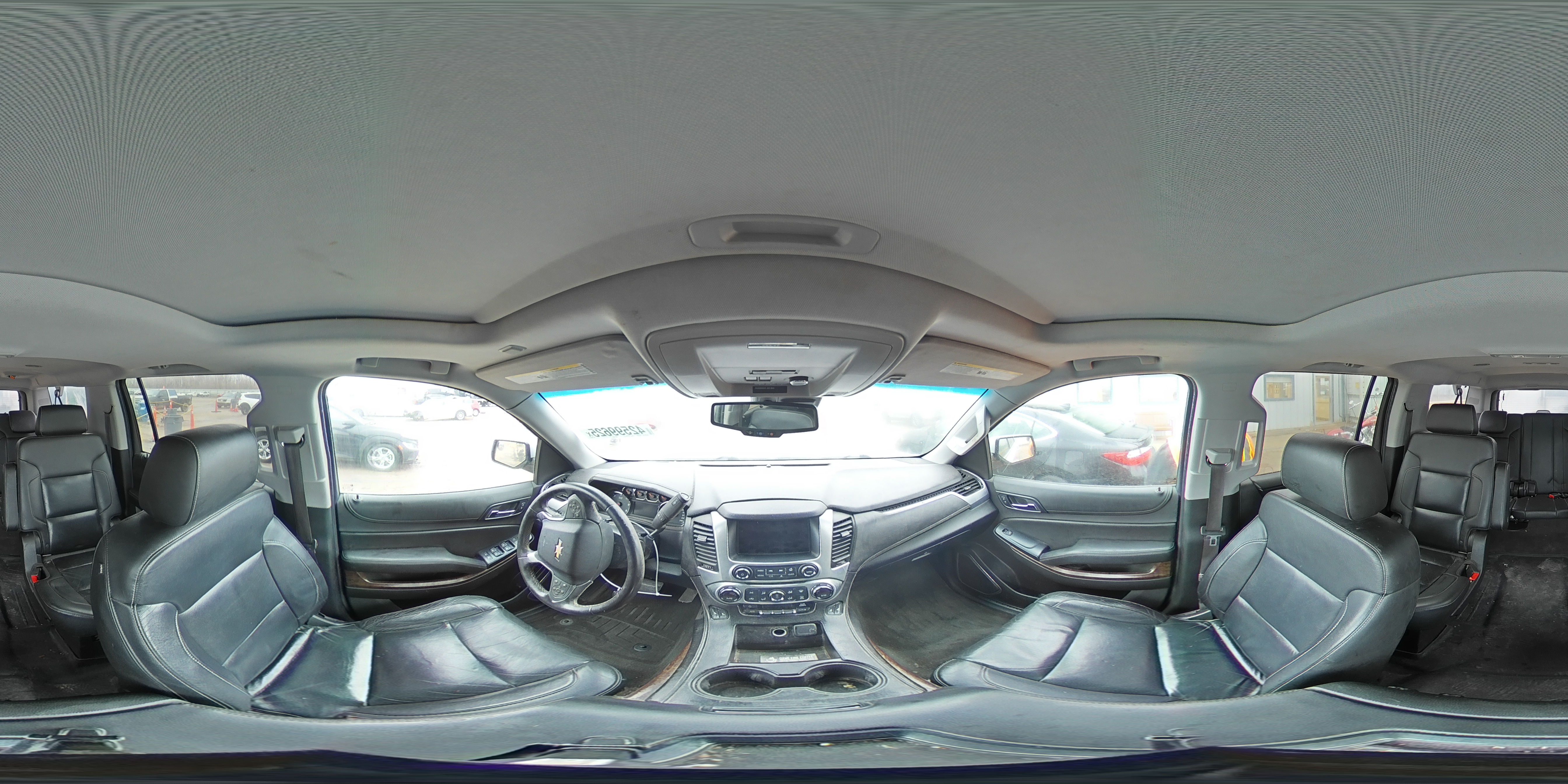 2015 Chevrolet Suburban - Image 15