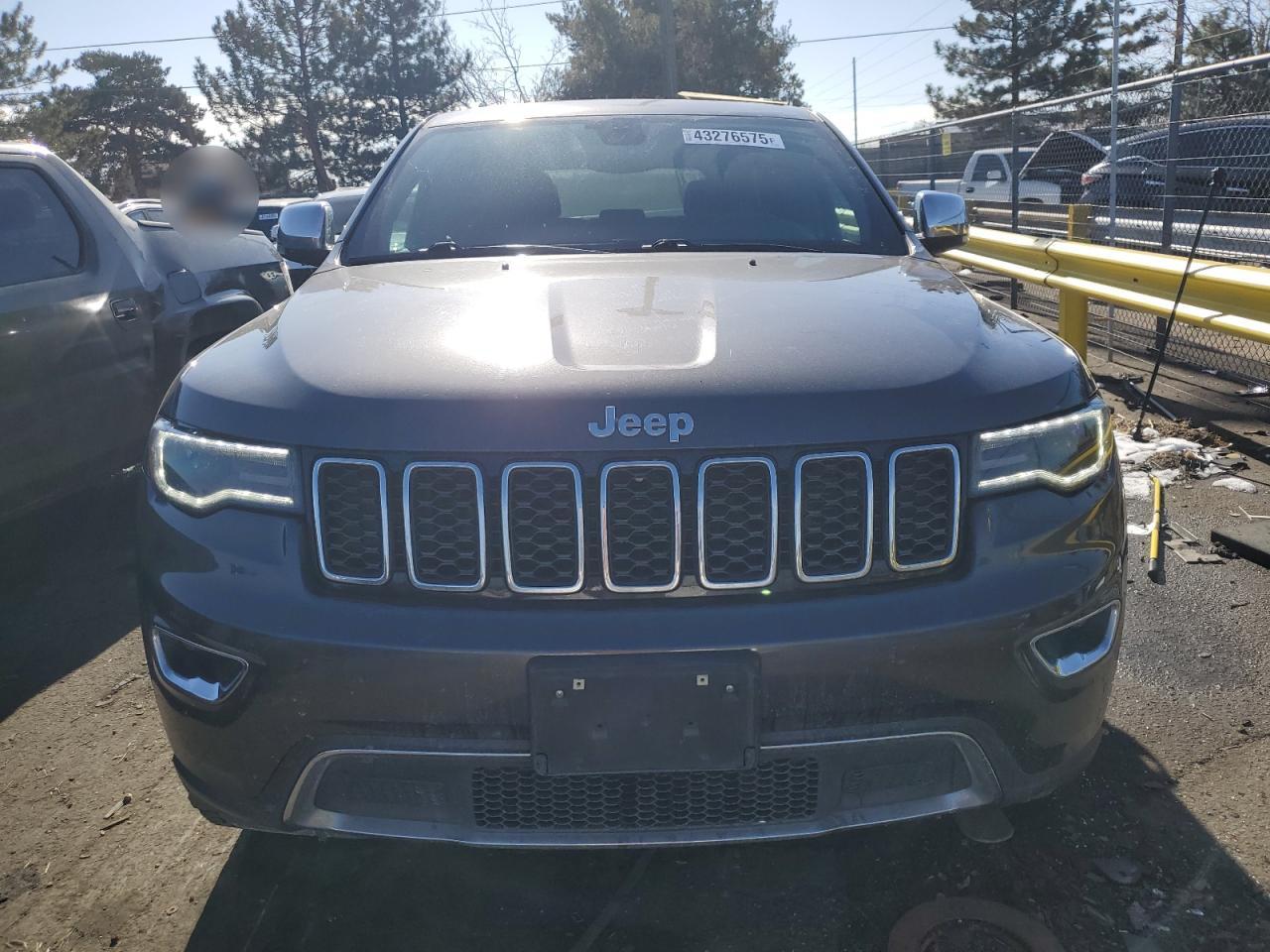 2019 Jeep Grand Cherokee - Image 5