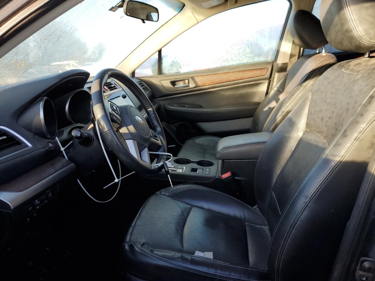 2015 Subaru Outback - Image 7