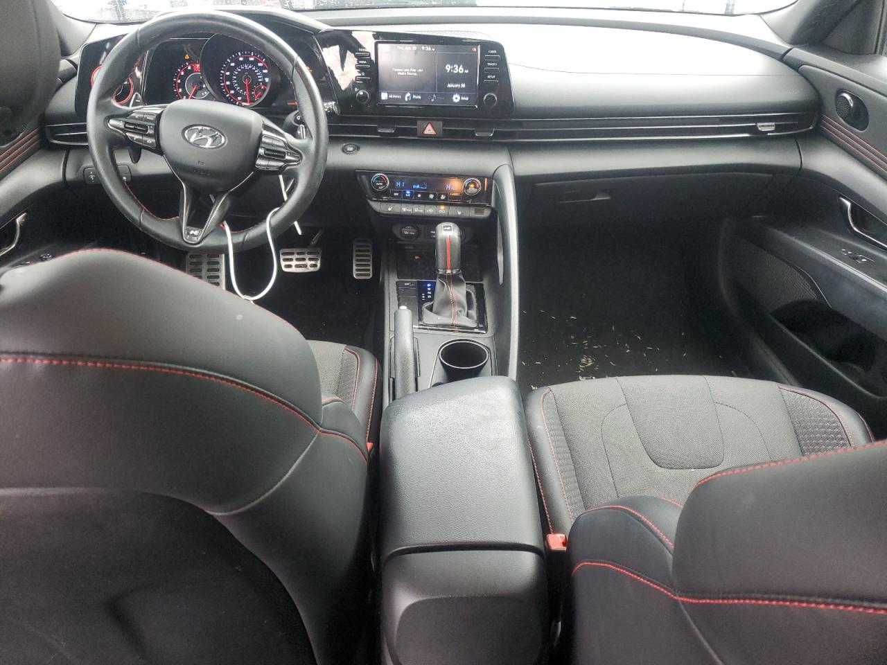2021 Hyundai Elantra - Image 8