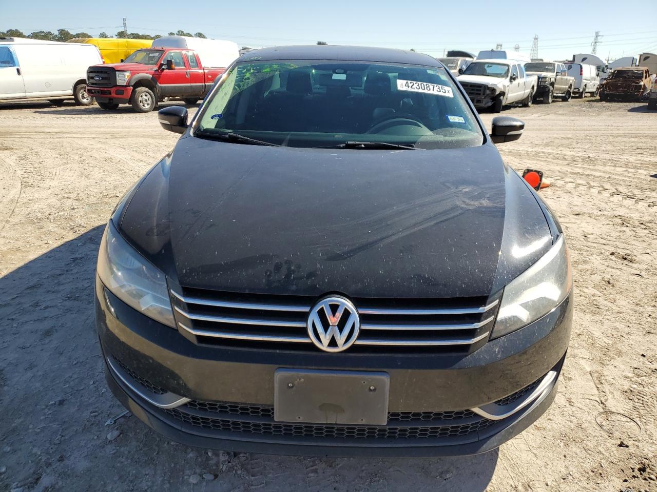 2014 Volkswagen Passat - Image 5