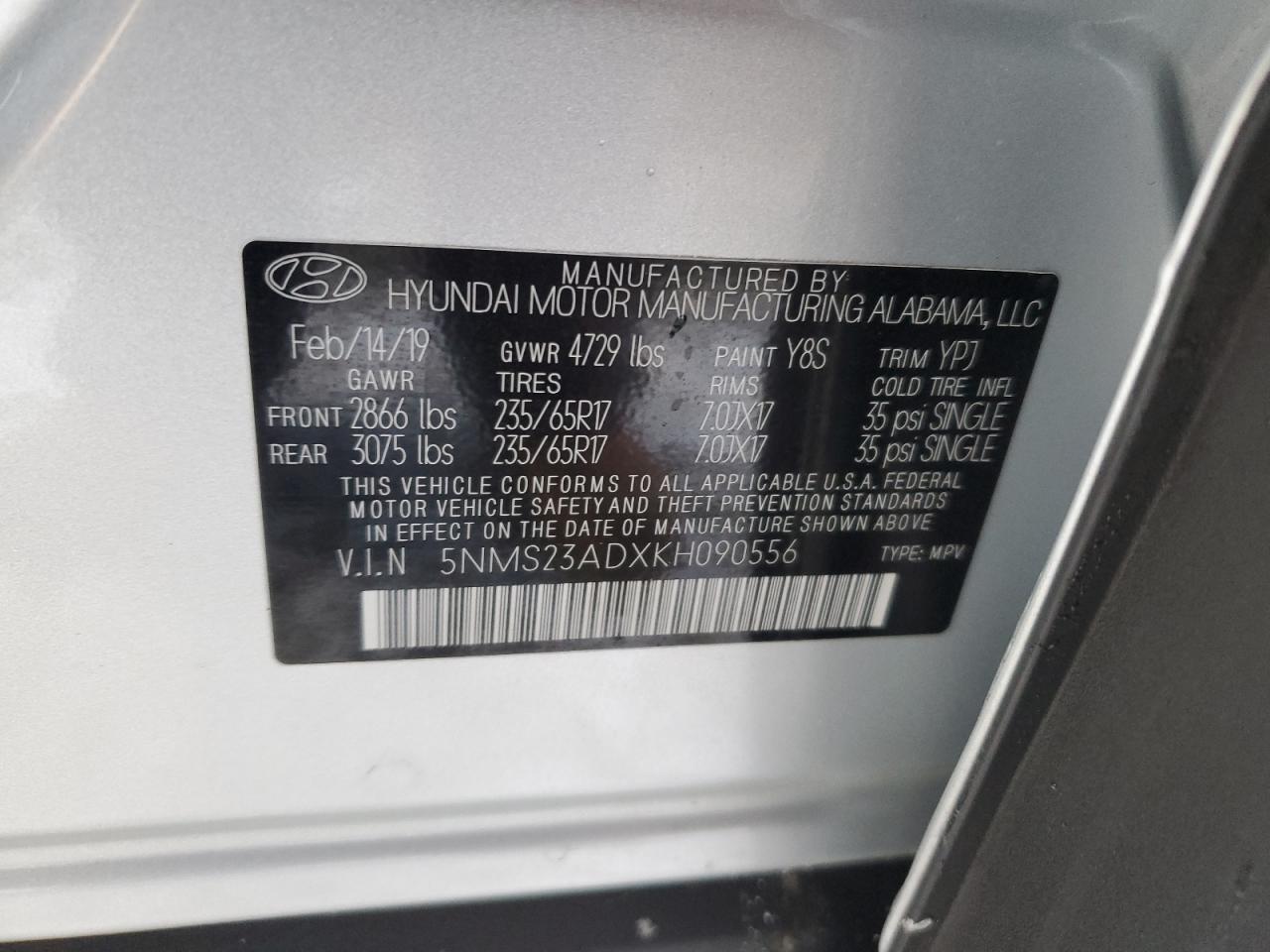 2019 Hyundai Santa Fe - Image 13