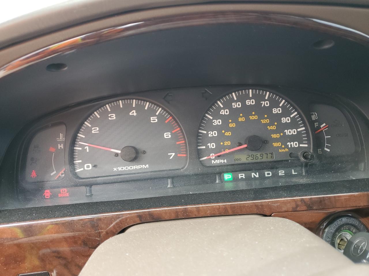 2001 Toyota 4Runner - Image 9