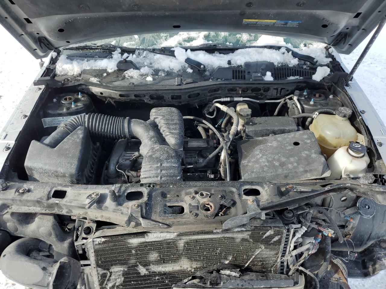 2006 Saturn VUE - Image 13