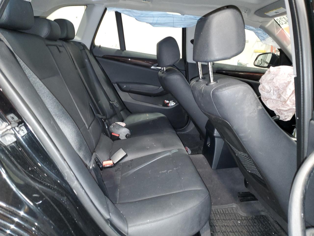 2015 BMW X1 - Image 10