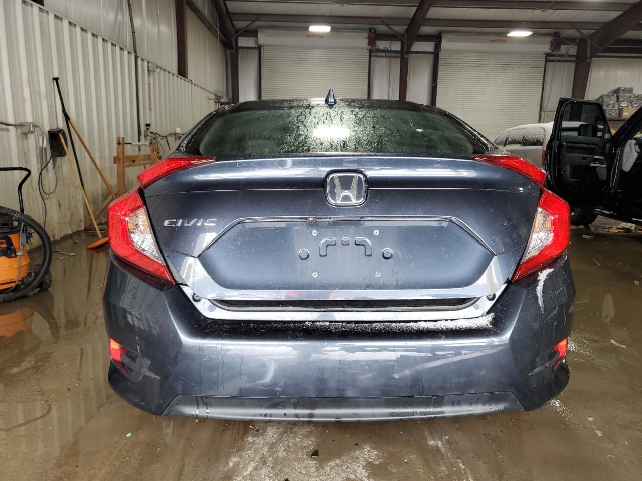 2017 Honda Civic - Image 6