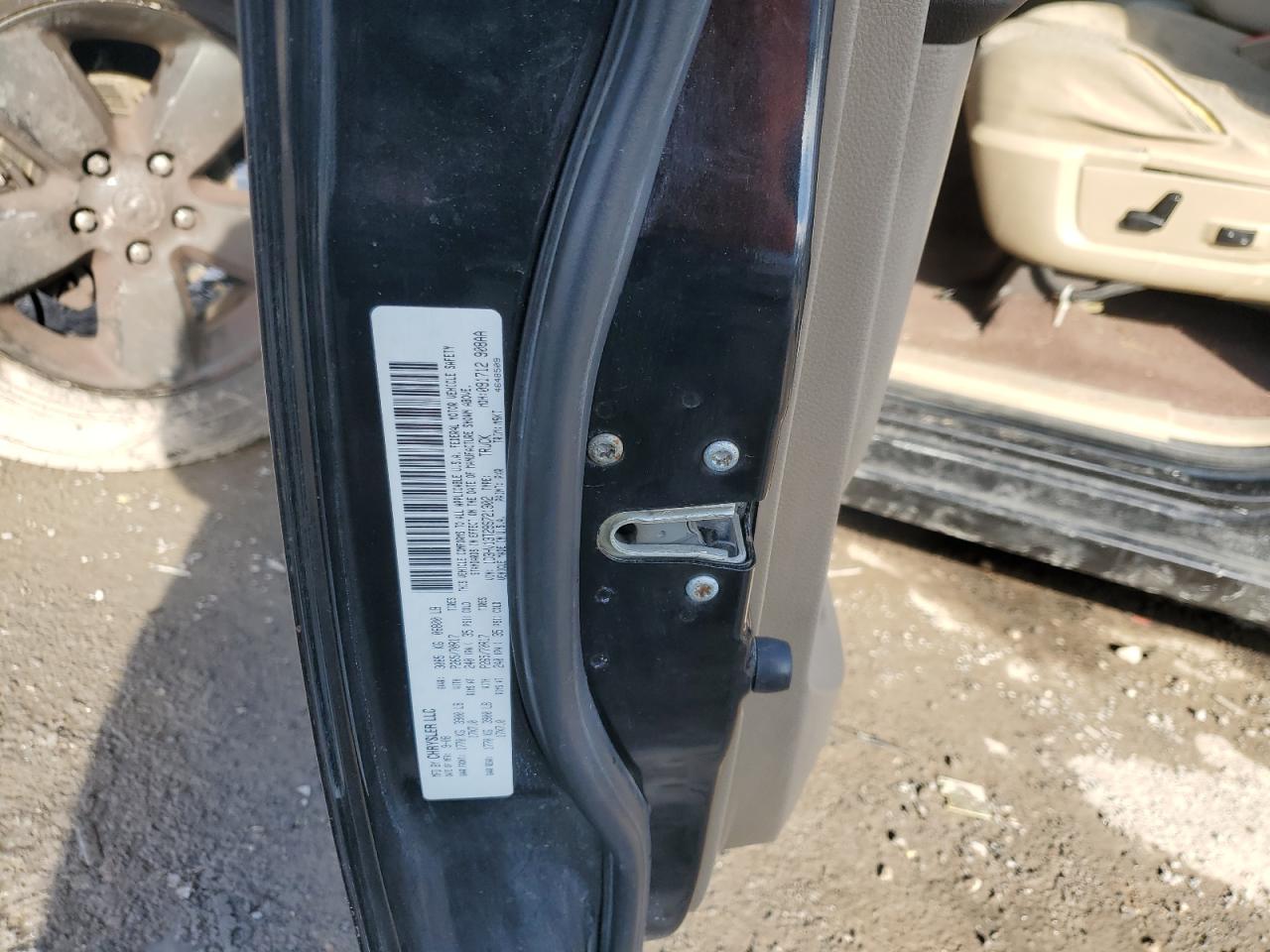 2009 Dodge RAM - Image 12