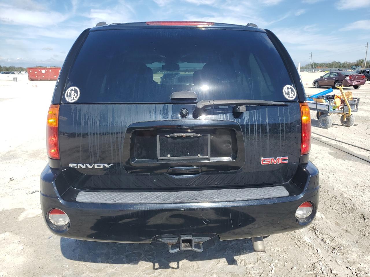 2007 GMC Envoy - Image 6