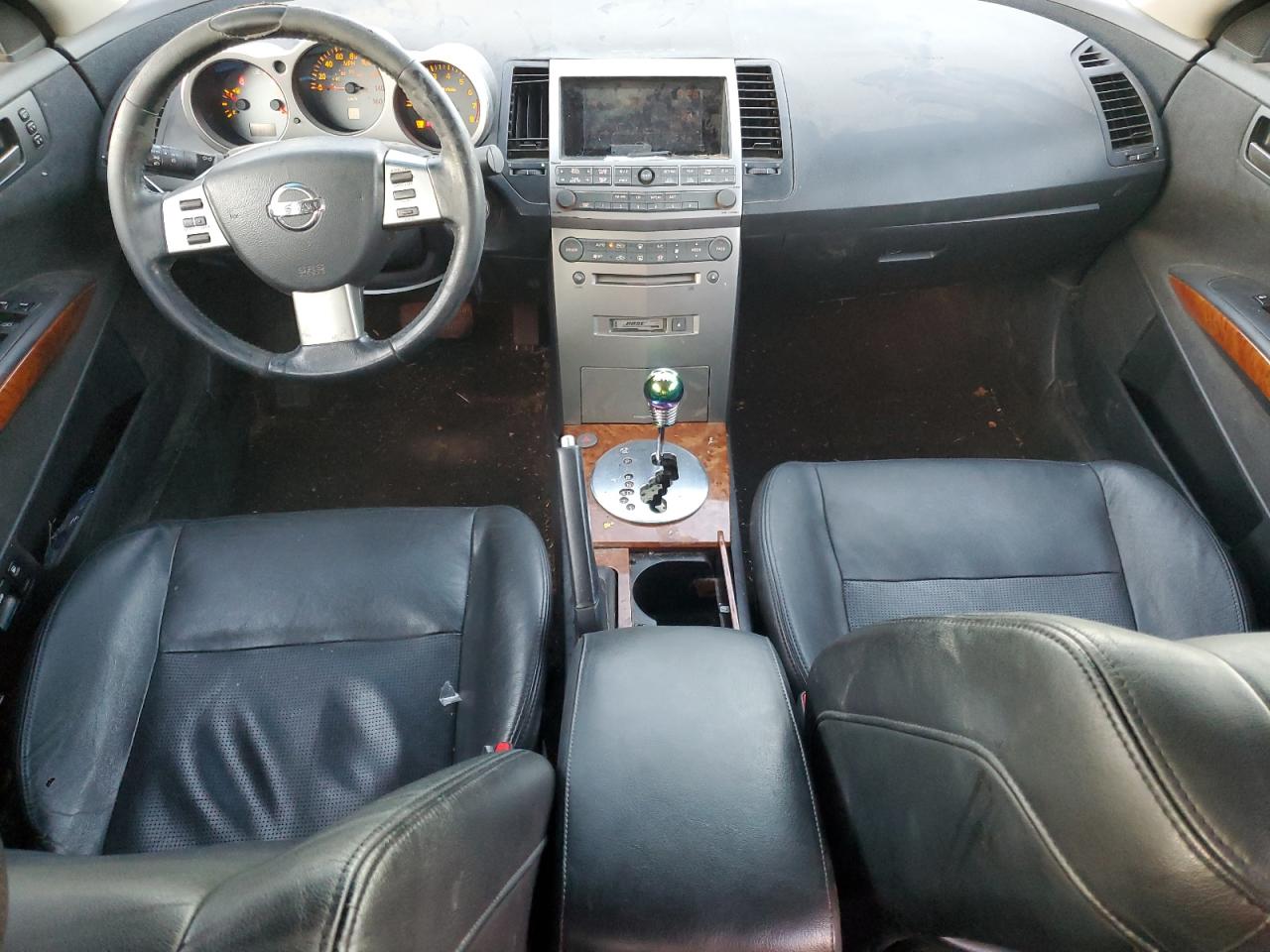 2004 Nissan Maxima - Image 8