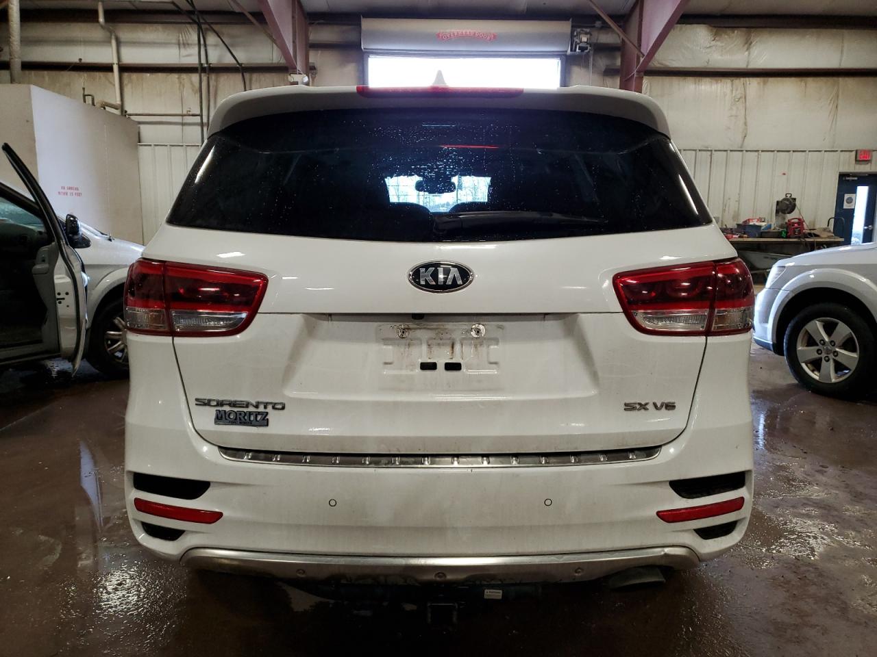 2017 Kia Sorento - Image 6