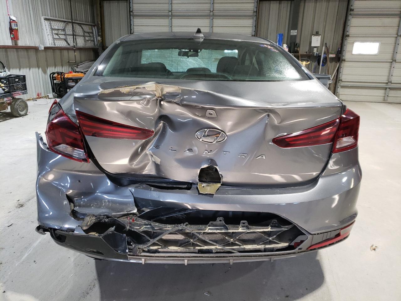 2019 Hyundai Elantra - Image 6