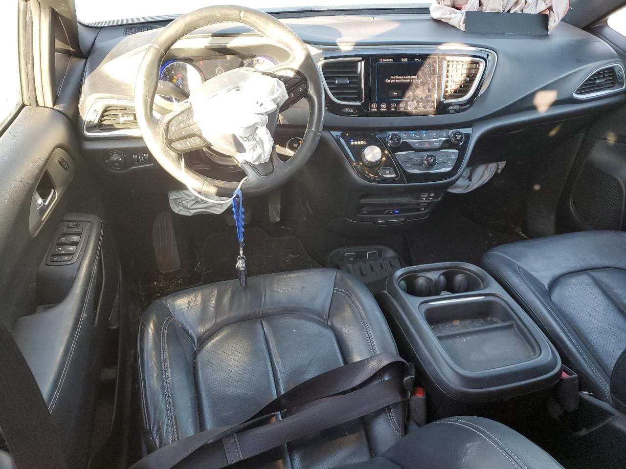 2020 Chrysler Pacifica - Image 8