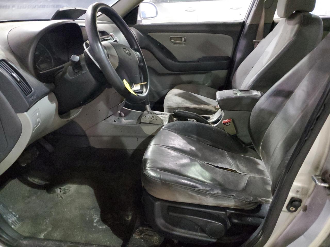 2009 Hyundai Elantra - Image 7