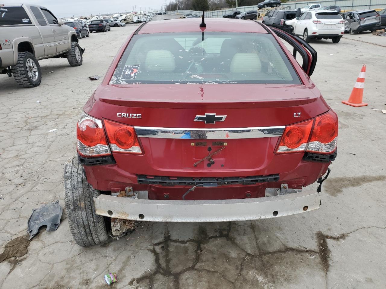 2012 Chevrolet Cruze - Image 6
