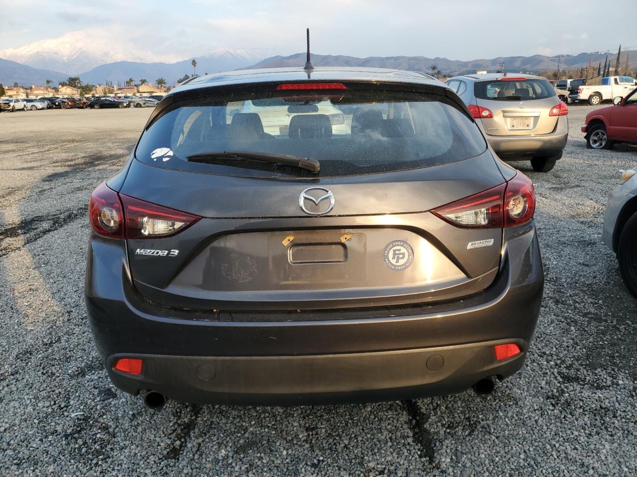 2015 Mazda 3 - Image 6