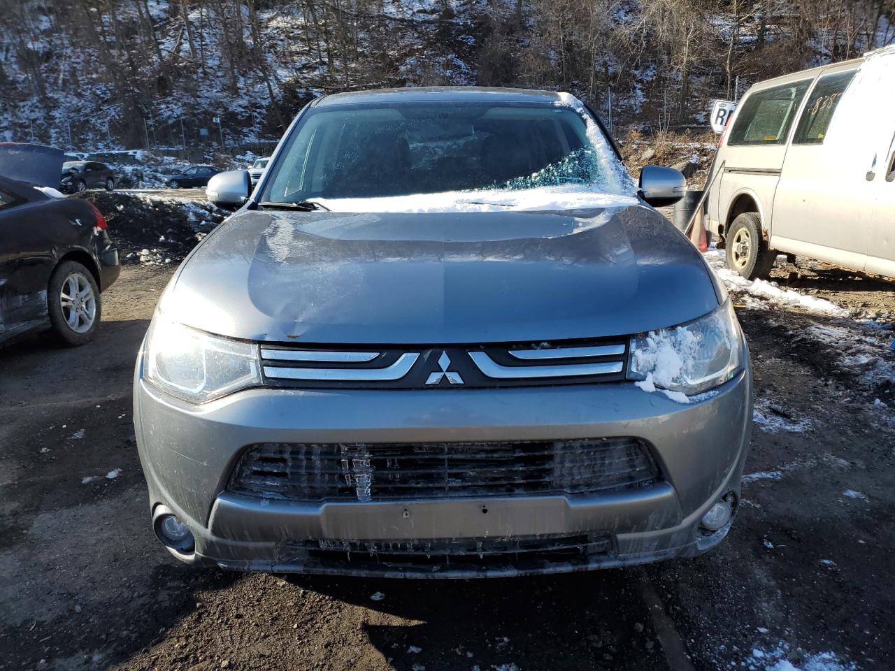 2014 Mitsubishi Outlander - Image 5