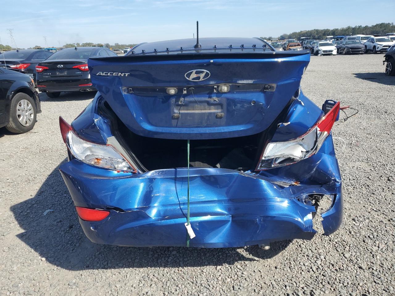 2016 Hyundai Accent - Image 6