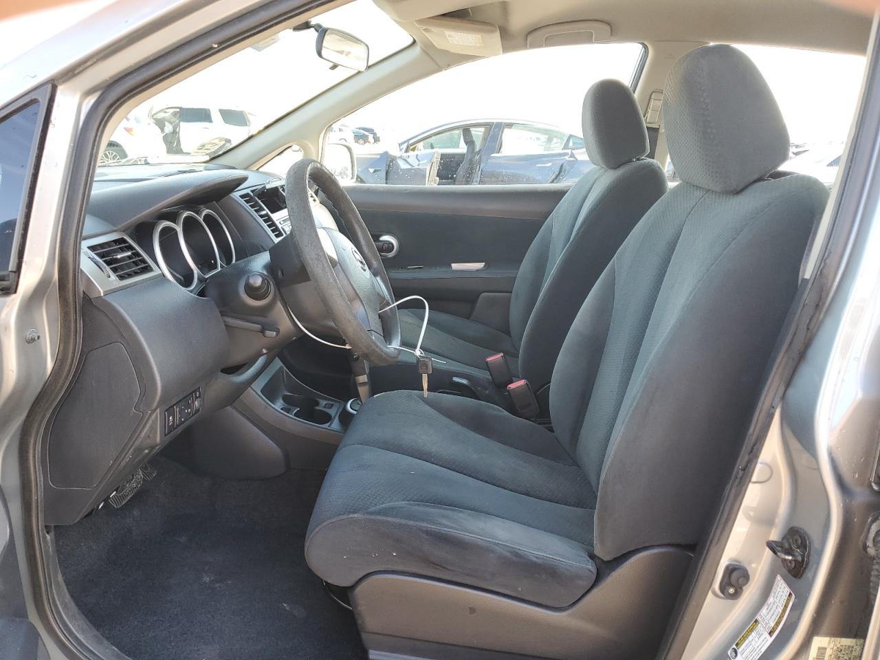 2012 Nissan Versa - Image 7