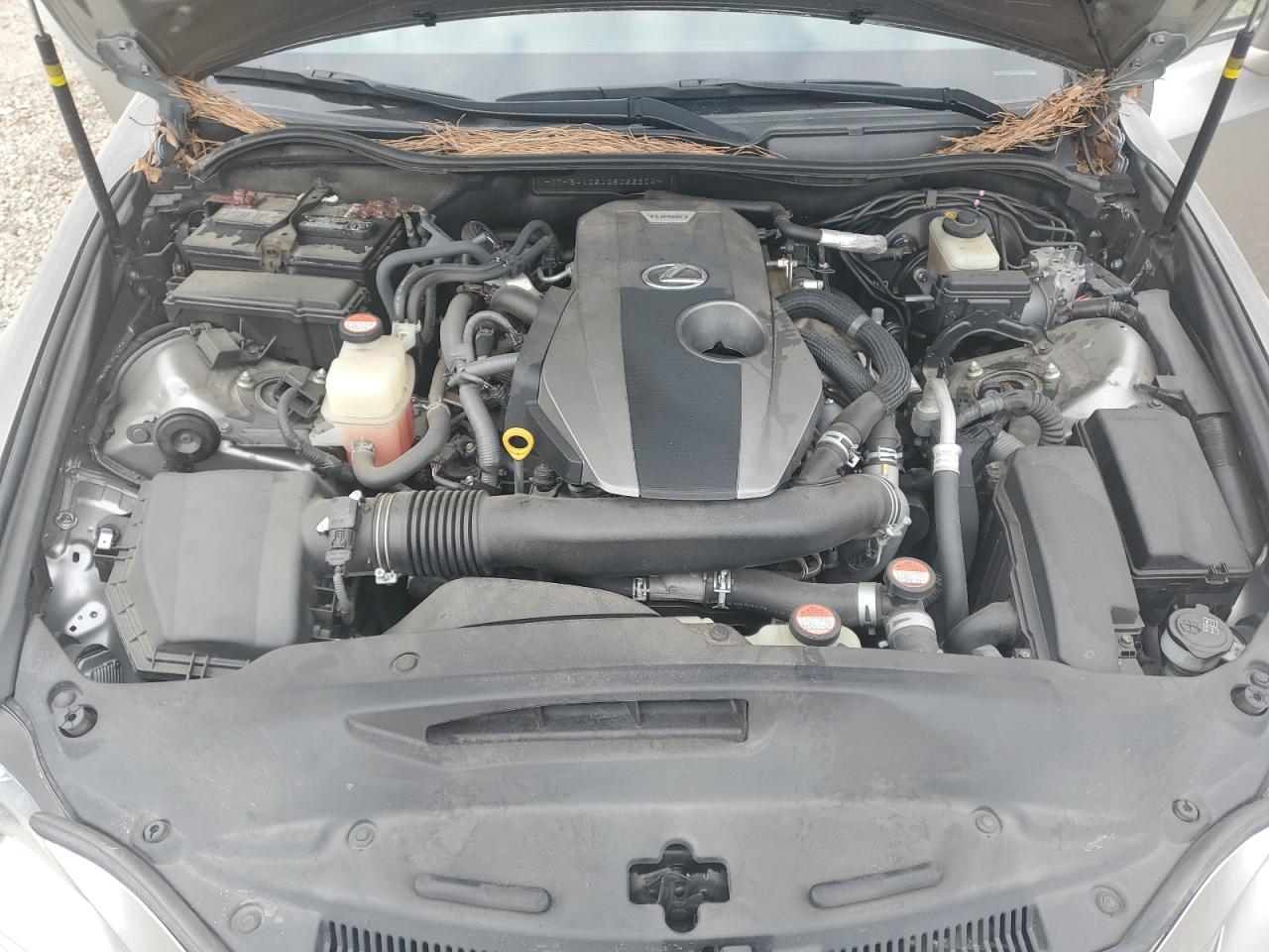 2016 Lexus IS - Image 11