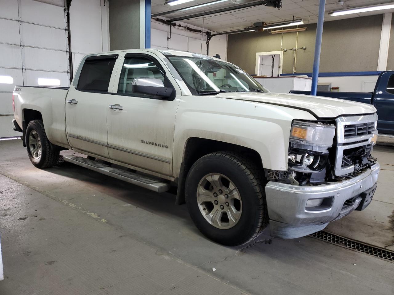 2014 Chevrolet Silverado - Image 4