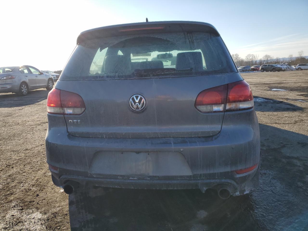 2010 Volkswagen GTI - Image 6
