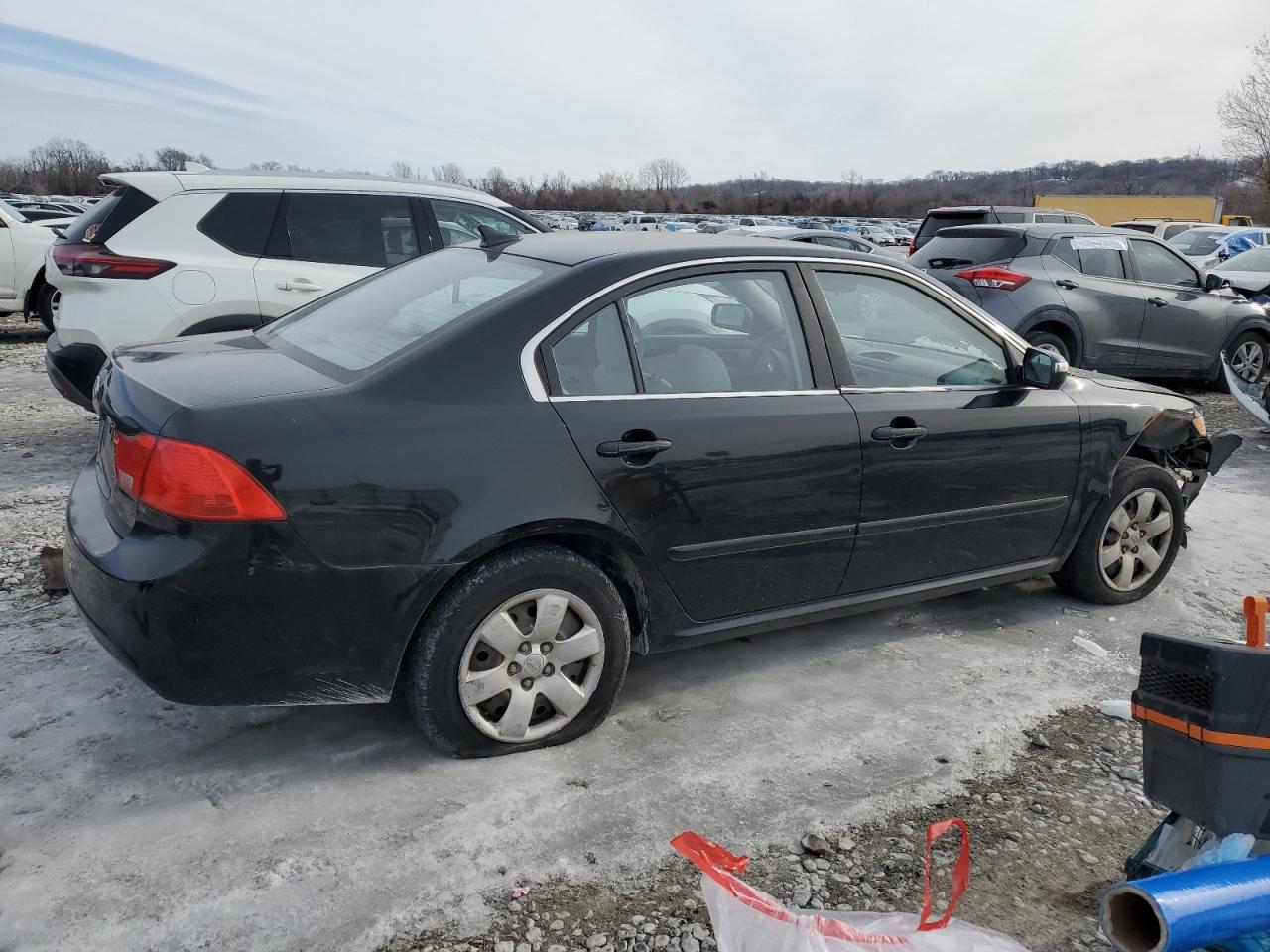 2010 Kia Optima - Image 3
