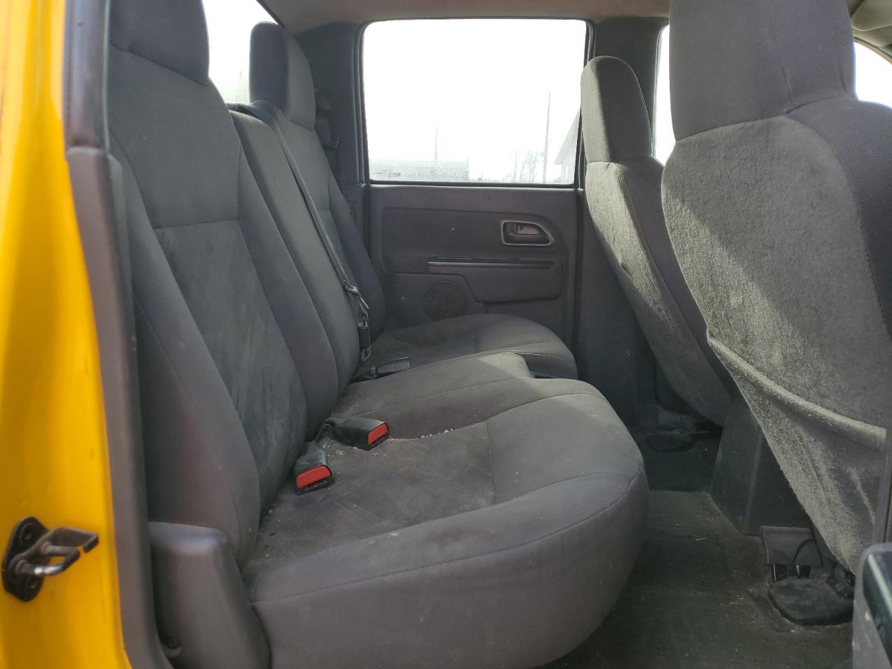 2005 Chevrolet Colorado - Image 10