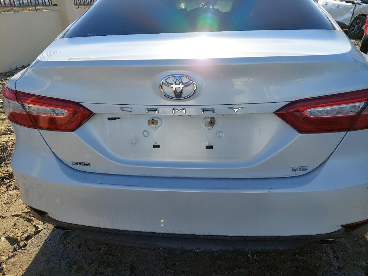 JTNBZ4HK6J3000348 - 2018 Toyota Camry L - #87336154