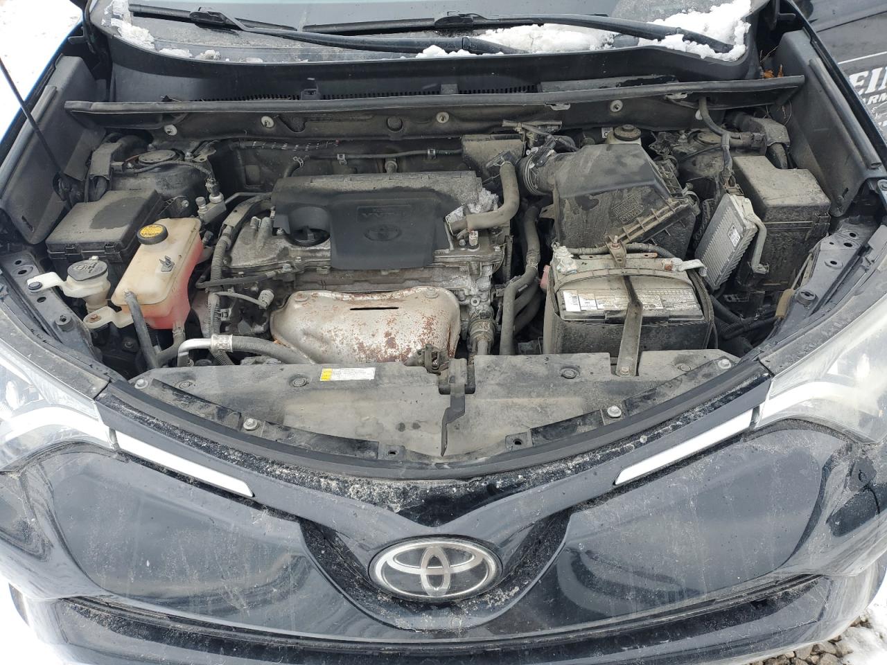 2018 Toyota RAV 4 - Image 12