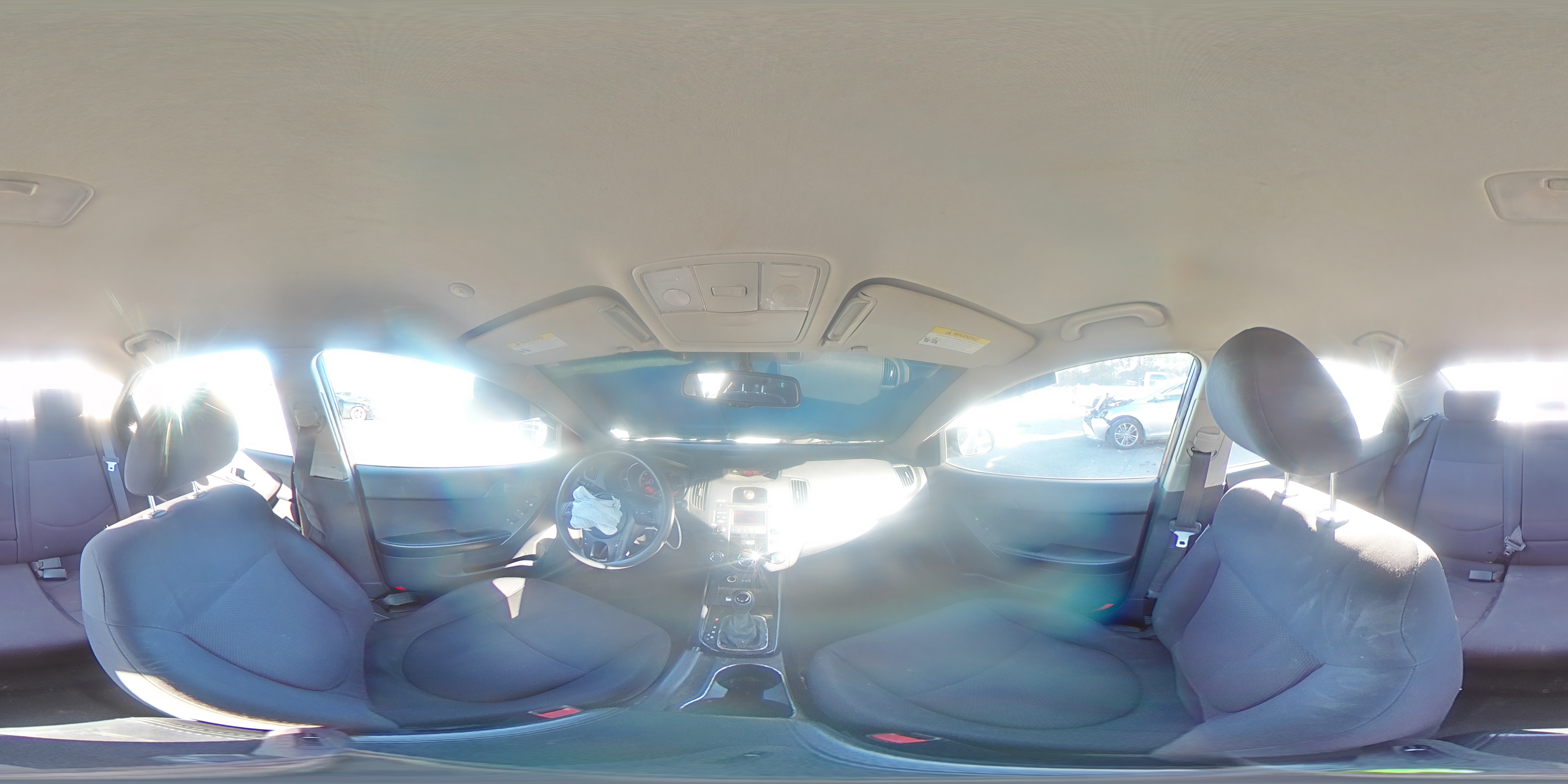 2012 Kia Forte - Image 15