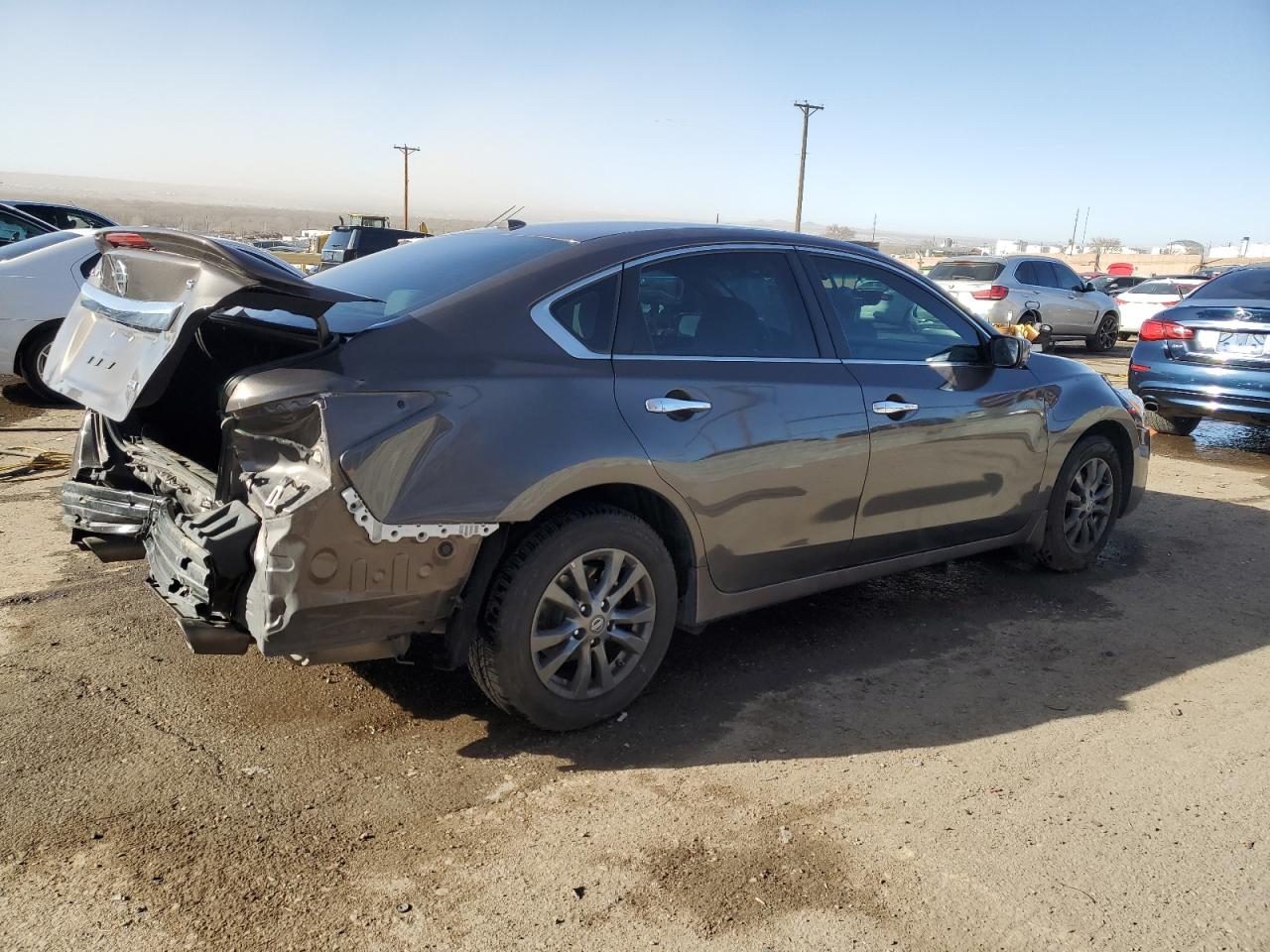 2015 Nissan Altima - Image 3