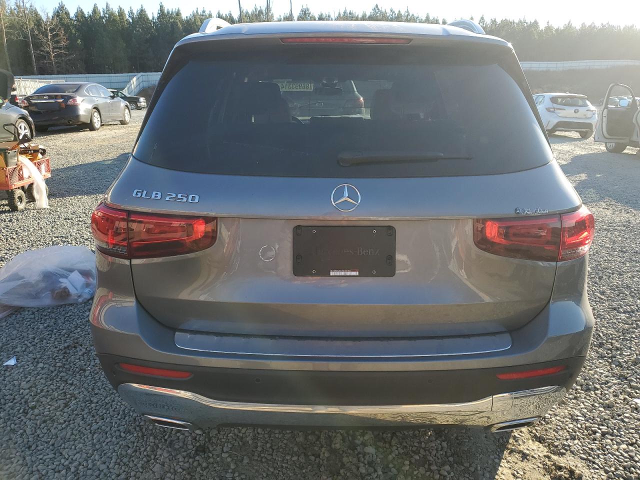 2021 Mercedes-Benz GLB - Image 6