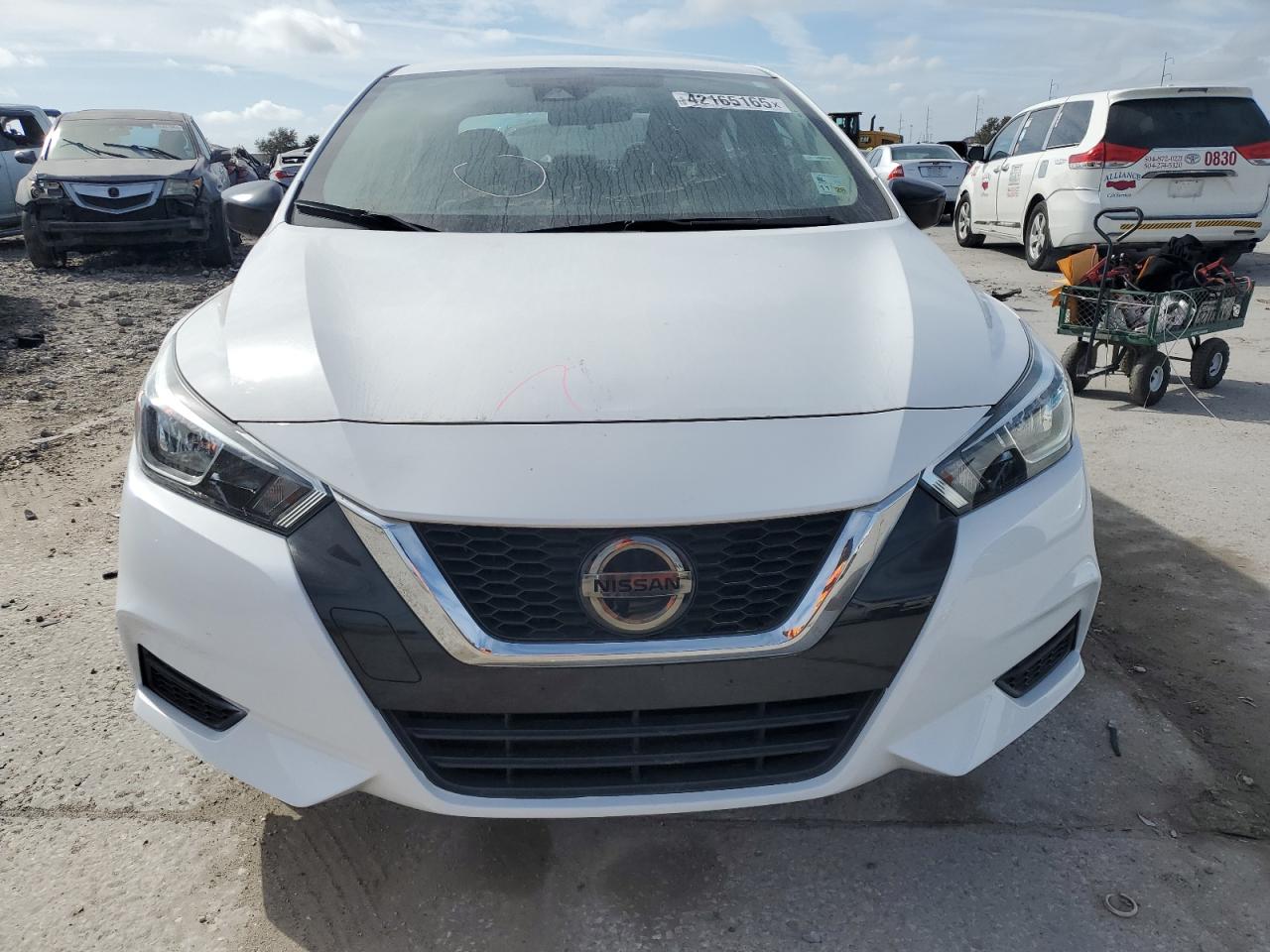 2020 Nissan Versa - Image 5