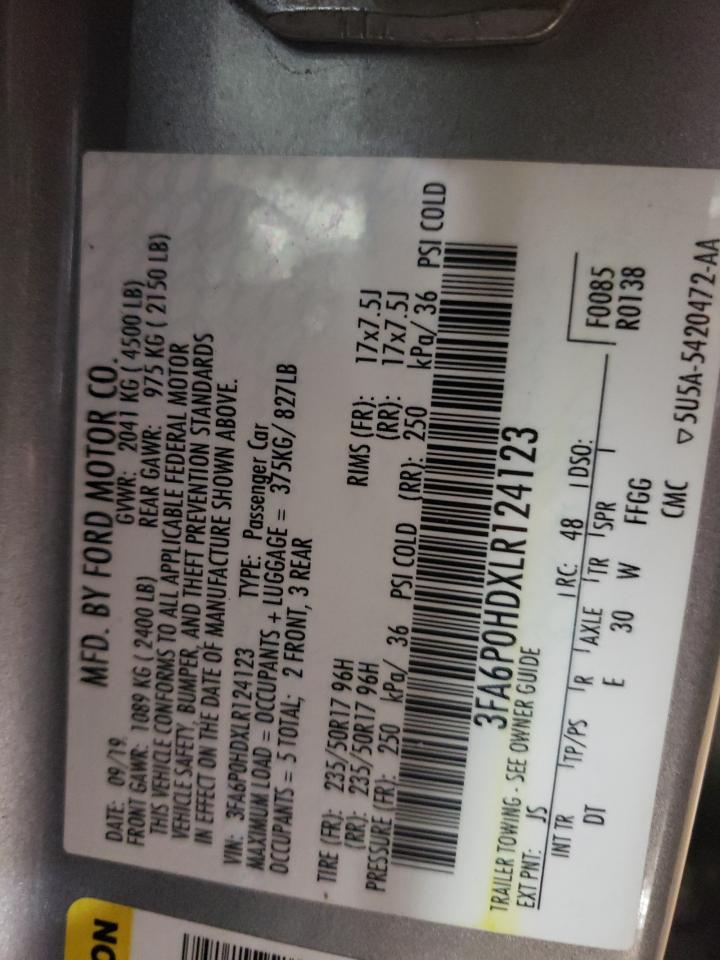 2020 Ford Fusion - Image 12