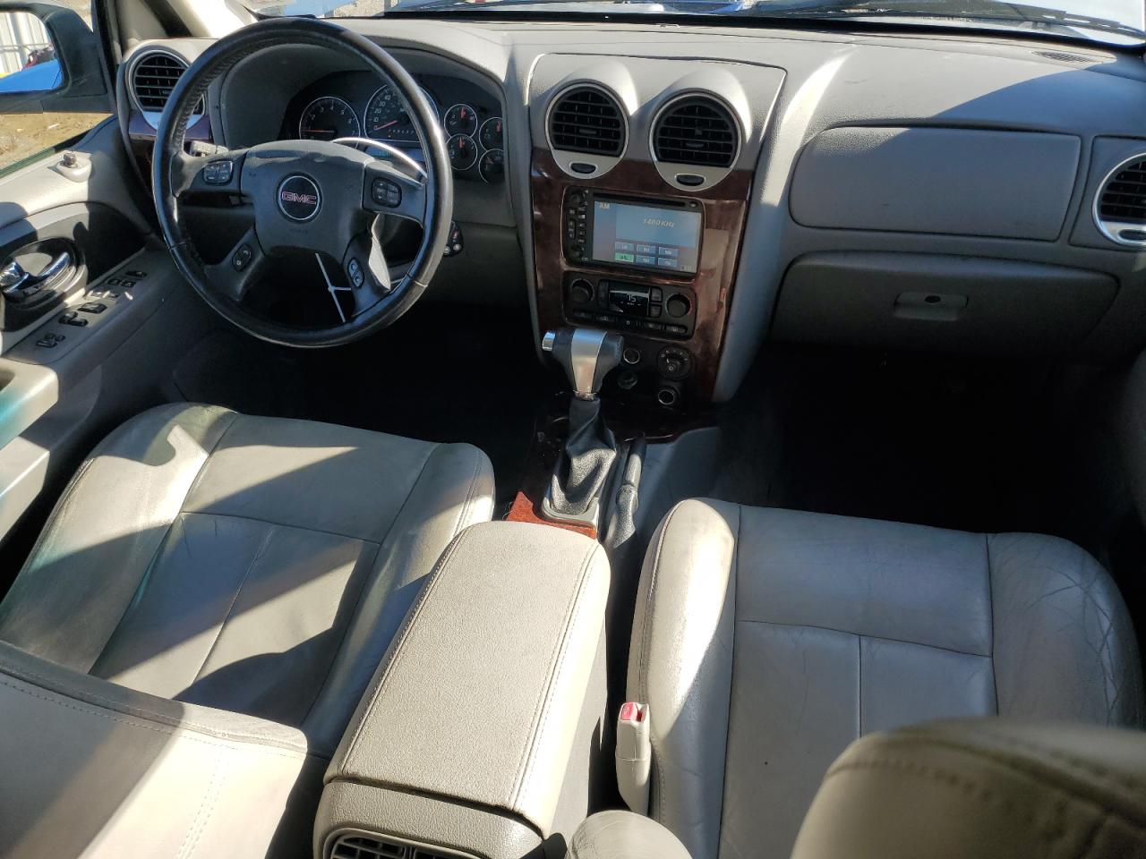 2007 GMC Envoy - Image 8
