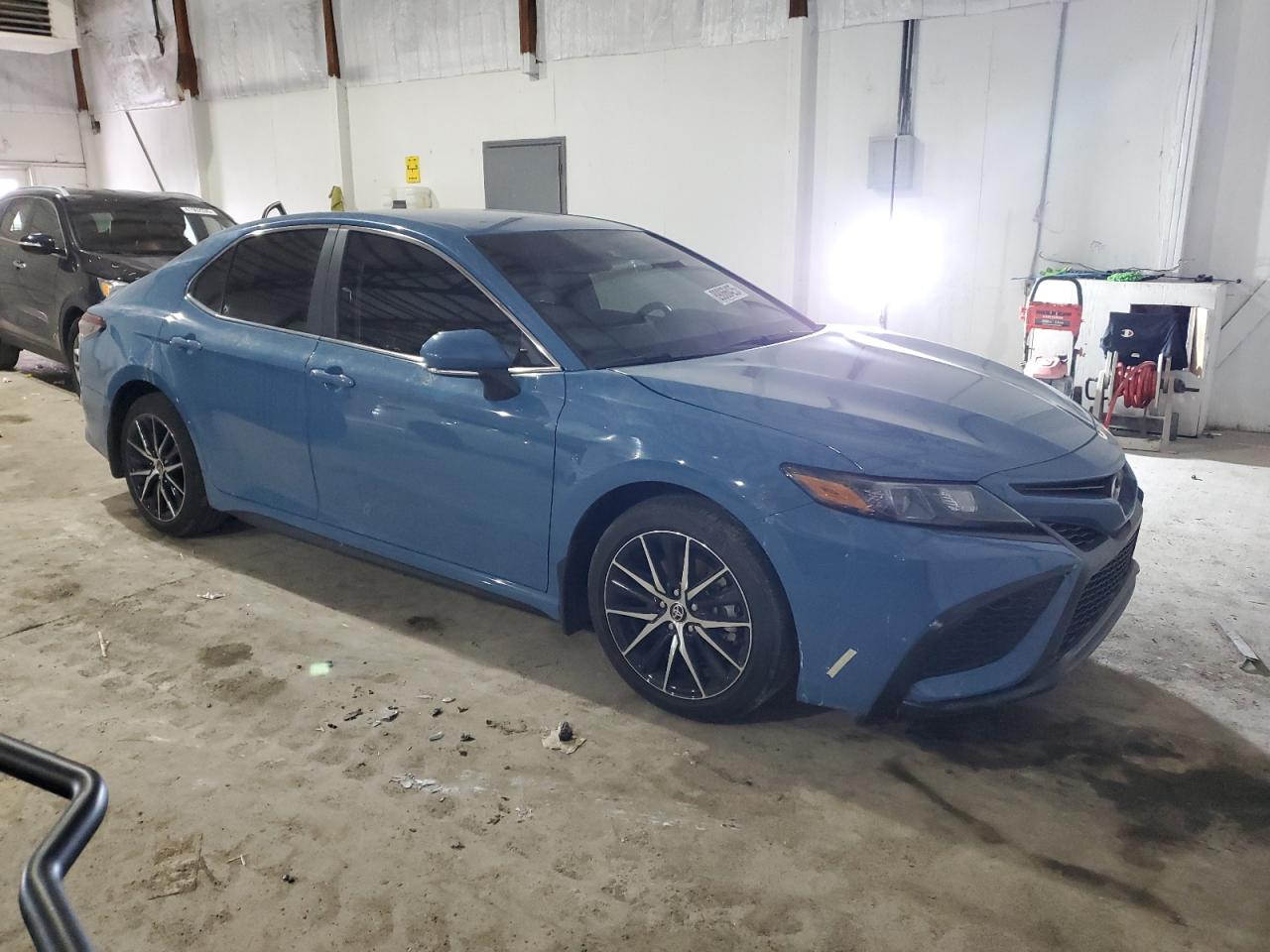 2023 Toyota Camry - Image 4