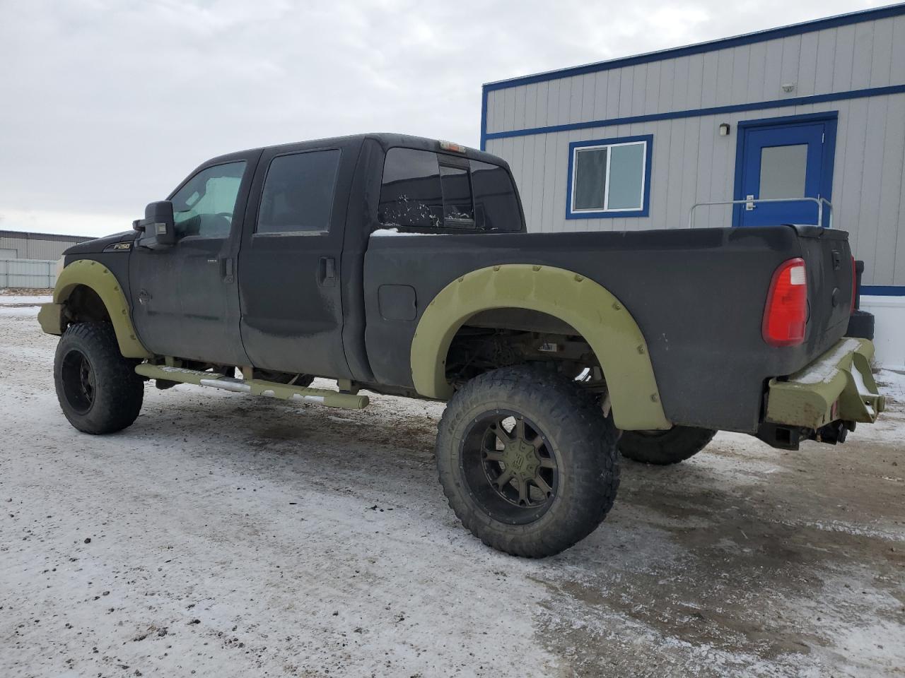 2011 Ford F250 - Image 2