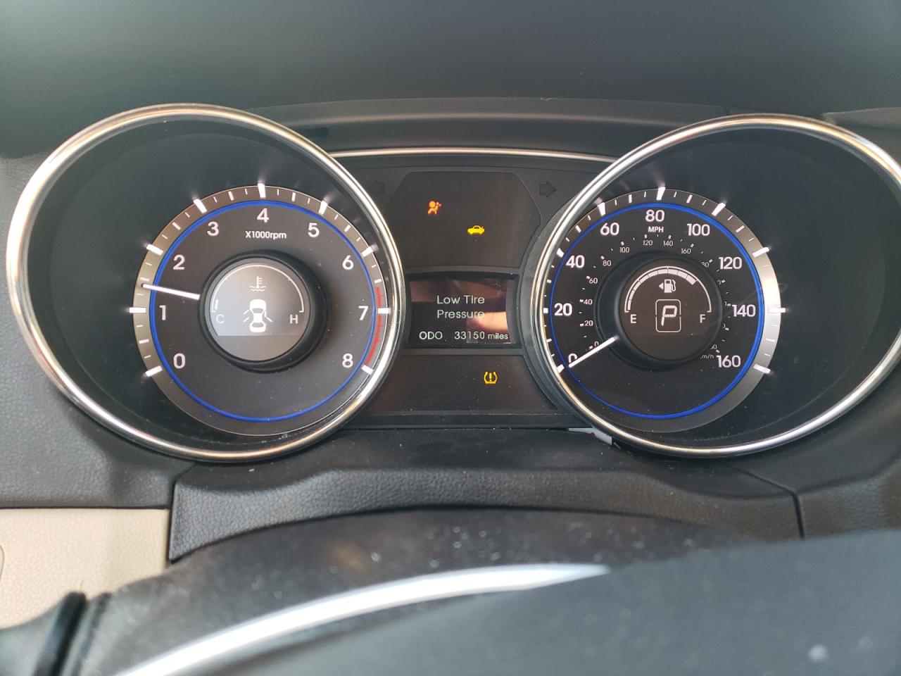 2011 Hyundai Sonata - Image 9