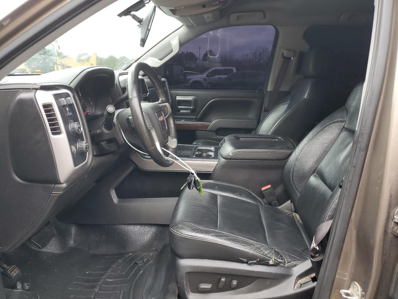 2015 GMC Sierra - Image 7