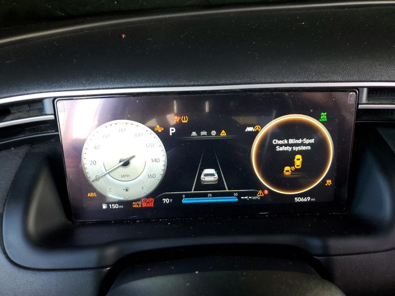 2022 Hyundai Tucson - Image 9